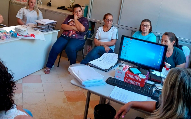 Reunião Conselho Municipal da Criança e do Adolescente.